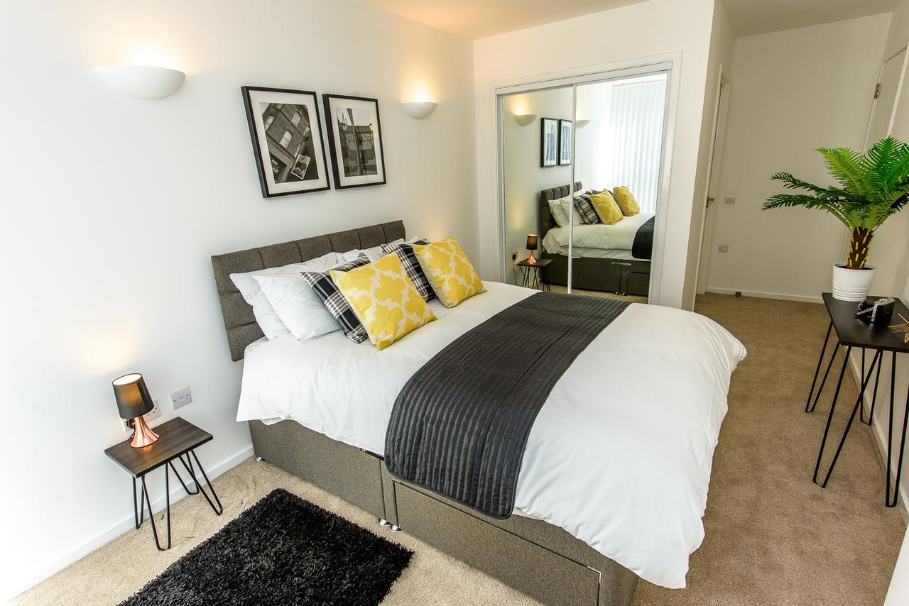 Approved Serviced Apartments Skyline Манчестер Экстерьер фото