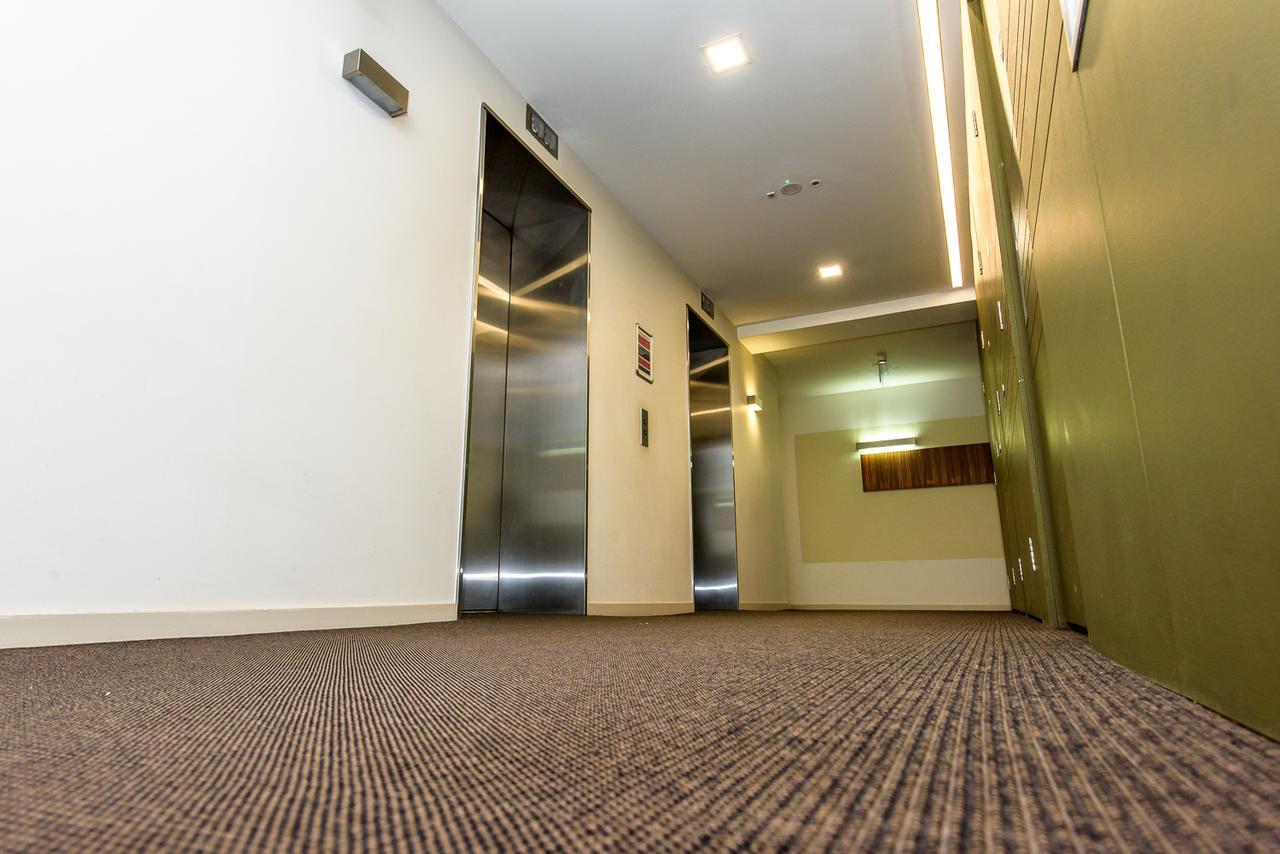 Approved Serviced Apartments Skyline Манчестер Экстерьер фото