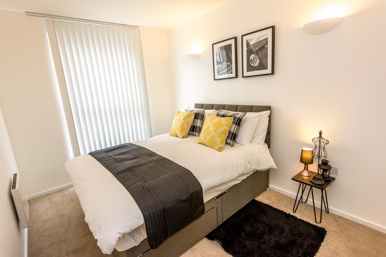 Approved Serviced Apartments Skyline Манчестер Экстерьер фото