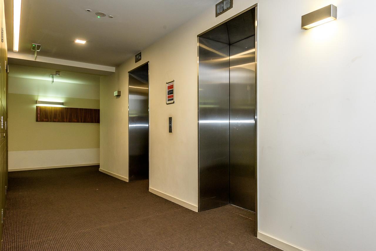 Approved Serviced Apartments Skyline Манчестер Экстерьер фото