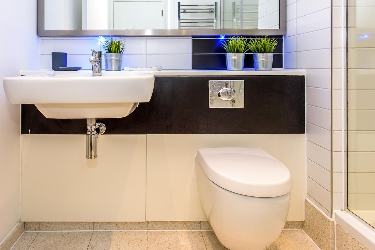 Approved Serviced Apartments Skyline Манчестер Экстерьер фото