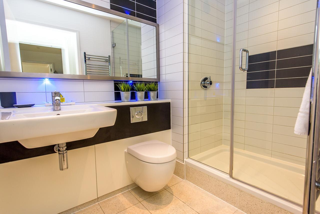 Approved Serviced Apartments Skyline Манчестер Экстерьер фото