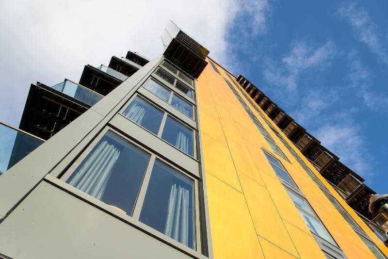 Approved Serviced Apartments Skyline Манчестер Экстерьер фото