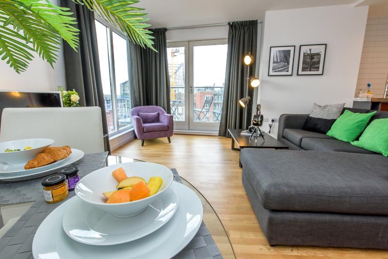 Approved Serviced Apartments Skyline Манчестер Экстерьер фото