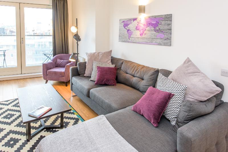 Approved Serviced Apartments Skyline Манчестер Экстерьер фото