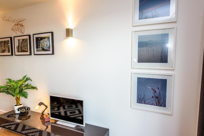 Approved Serviced Apartments Skyline Манчестер Экстерьер фото