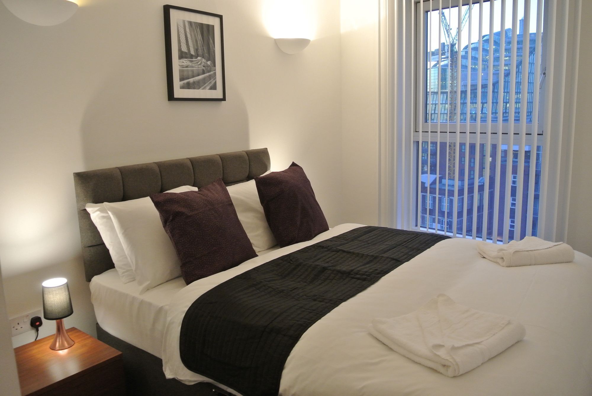 Approved Serviced Apartments Skyline Манчестер Экстерьер фото